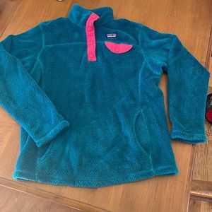 Size 12 girls Patagonia pull over
